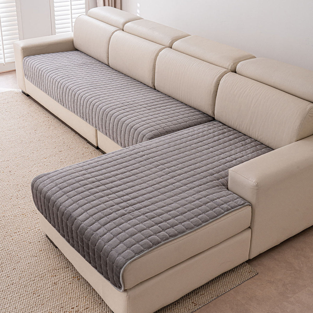 Yantheti A01 quilted sectional sofa cushion cover 3